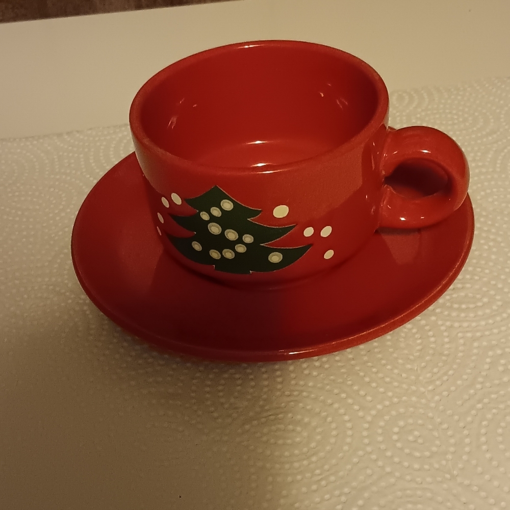VINTAGE WAECHTERBACH RED CHRISTMAS TREE CUP AND SAUCER.